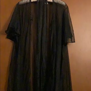 Short sleeved sheer robe